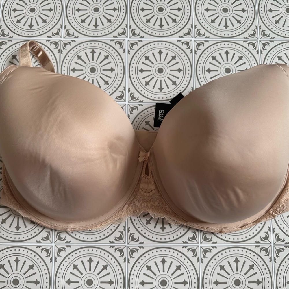 Torrid Lightly Lined Tshirt Bra